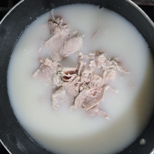 삶은 돼지 목전지슬라이스 2kg 돼지국밥 순댓국밥 재료
